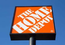 The Home Depot sign - REQUIRES CREDIT Rob Wilson shutterstock_180692453 725 x 500