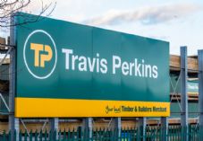 Large Travis Perkins sign Jevanto Productions  Shutterstockcom 725 x 500