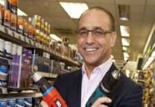 Theo Paphitis Robert Dyas