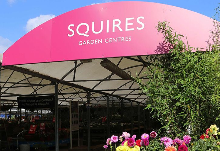 Squire's Wokingham entrance 725 x 500