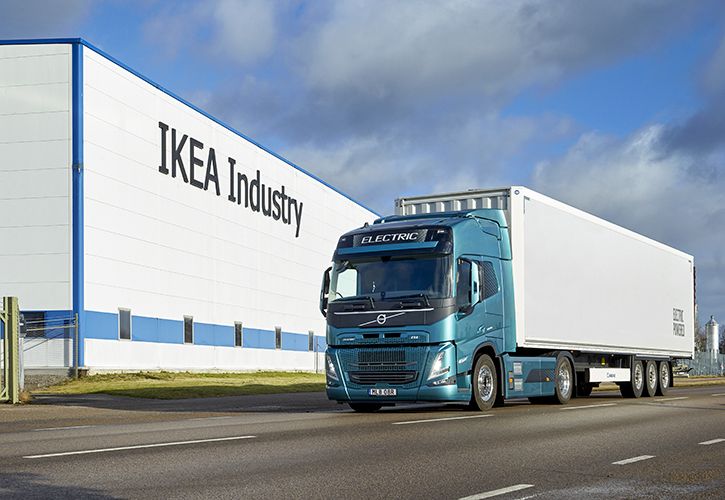 IKEA_heavy_electric_truck-Volvo