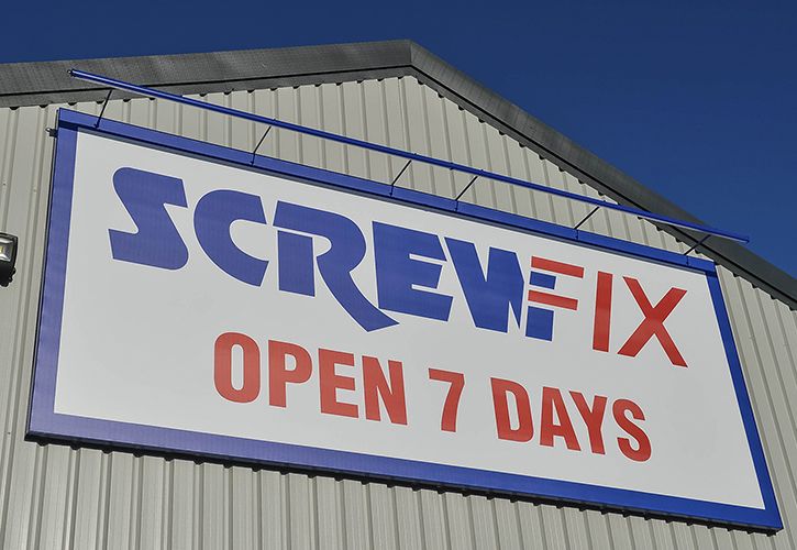 Screwfix open 7 days