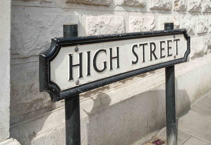 High Street shutterstock_153462650 (1)