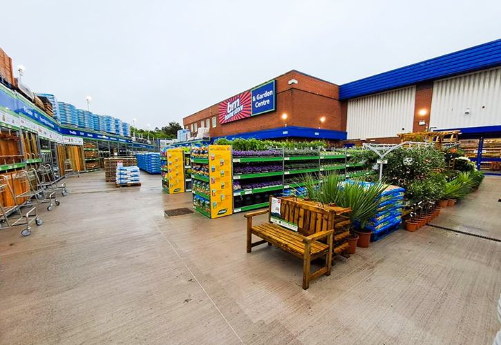 BM 559 Fort Kinnaird garden centre