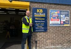 Gavin Welch new branch manager Kent Blaxhill