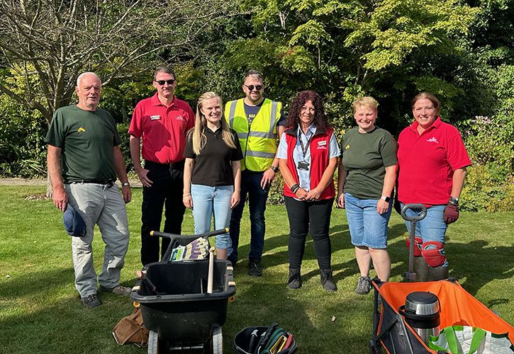 British Garden Centres team volunteering at St Andrew's Hospice