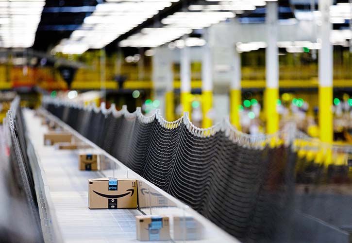 Amazon conveyor belt fulfilment centre - corporate website