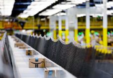 Amazon conveyor belt fulfilment centre - corporate website