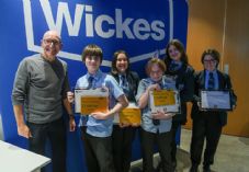 Wickes COO Fraser Longden, CMO Gary Kibble, CPO Sonia Astill with winners and runners up