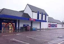 927 B&M - Diss external store image