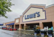 Lowe's store BBQ lawnmowers (corporate)