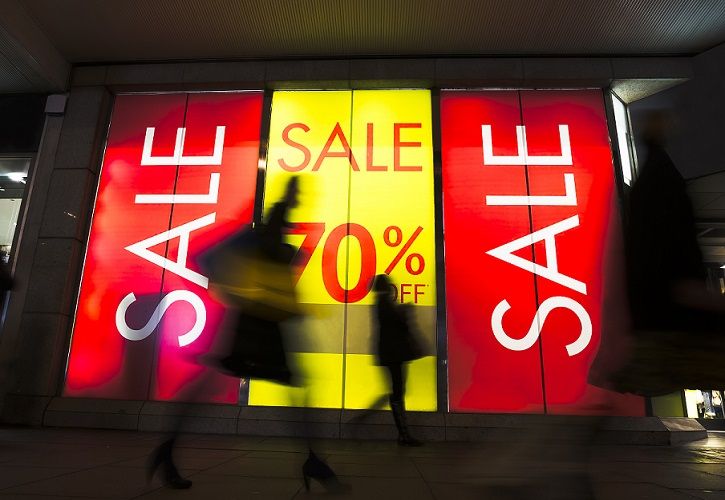 Sale signs - Shutterstock_371945593 - 725 x 500