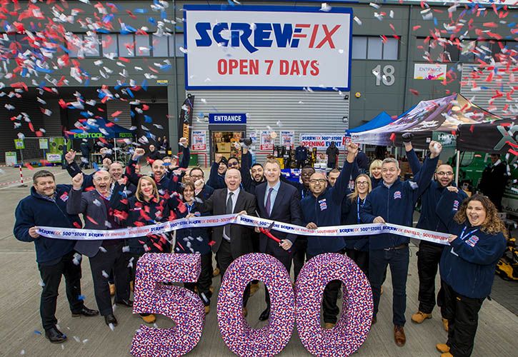 Screwfix 500th store - Enfield - 725 x 500