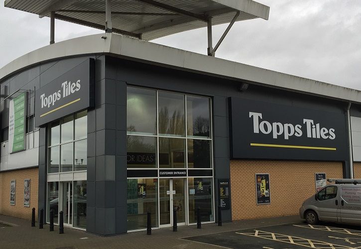 Topps Tiles Banbury - December 2015 725 x 500.jpg