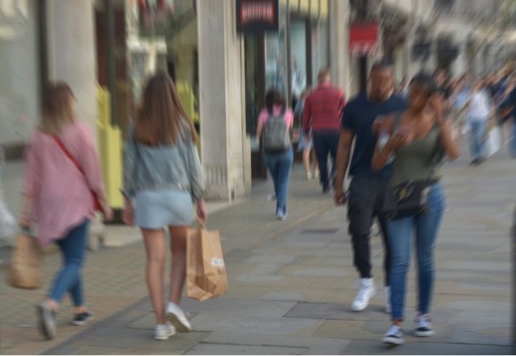 High street summer shoppers