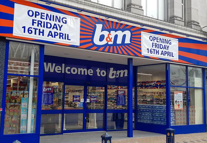 B&M 713 Huddersfield New Street store