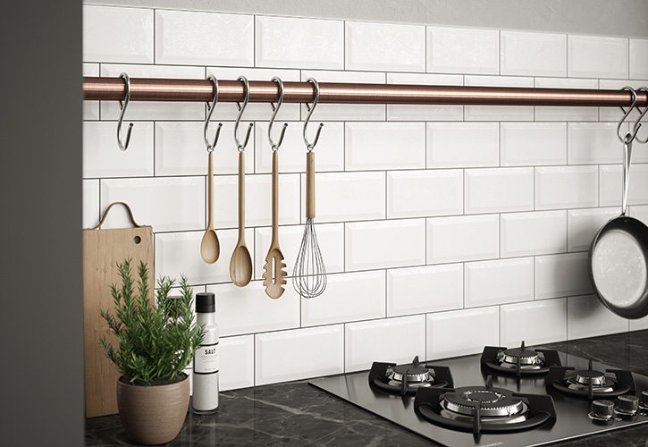 /live/news/wysiwyg/ANTIQUE COPPER UTENSIL RAIL 2.jpg