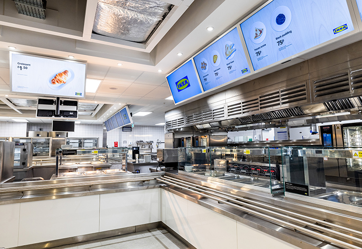 /live/news/wysiwyg/Darren Robinson IKEA Warrington restaurant serving area 3.jpg