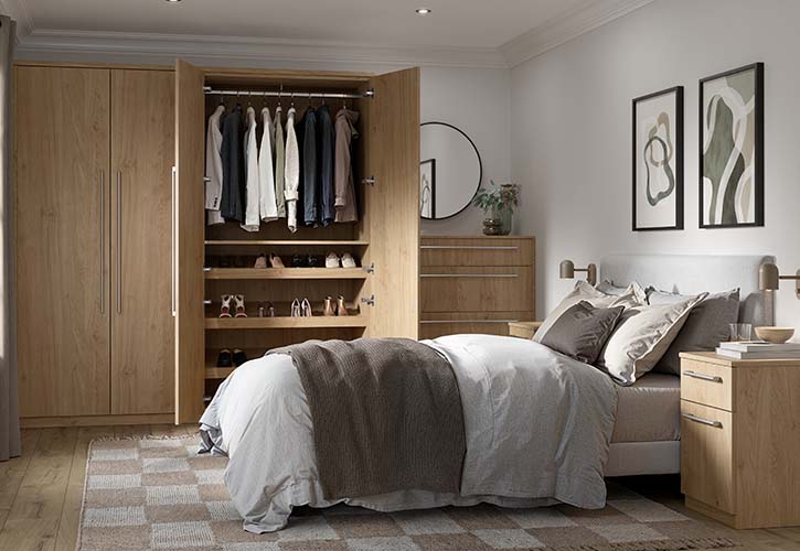 /live/news/wysiwyg/Greenwich Natural Oak Bedroom.jpg