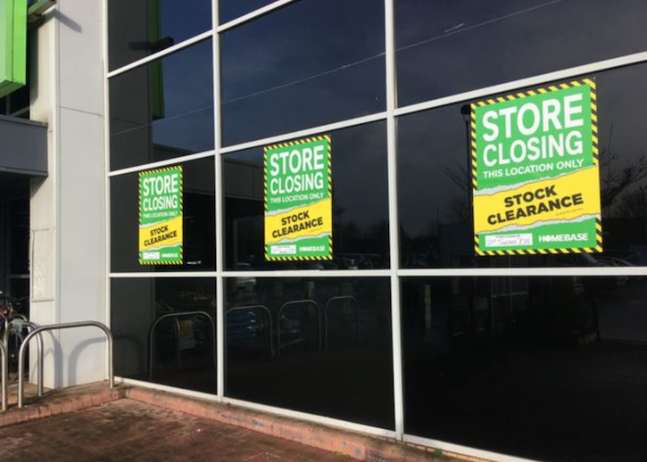 /live/news/wysiwyg/Homebase closing signs.jpg